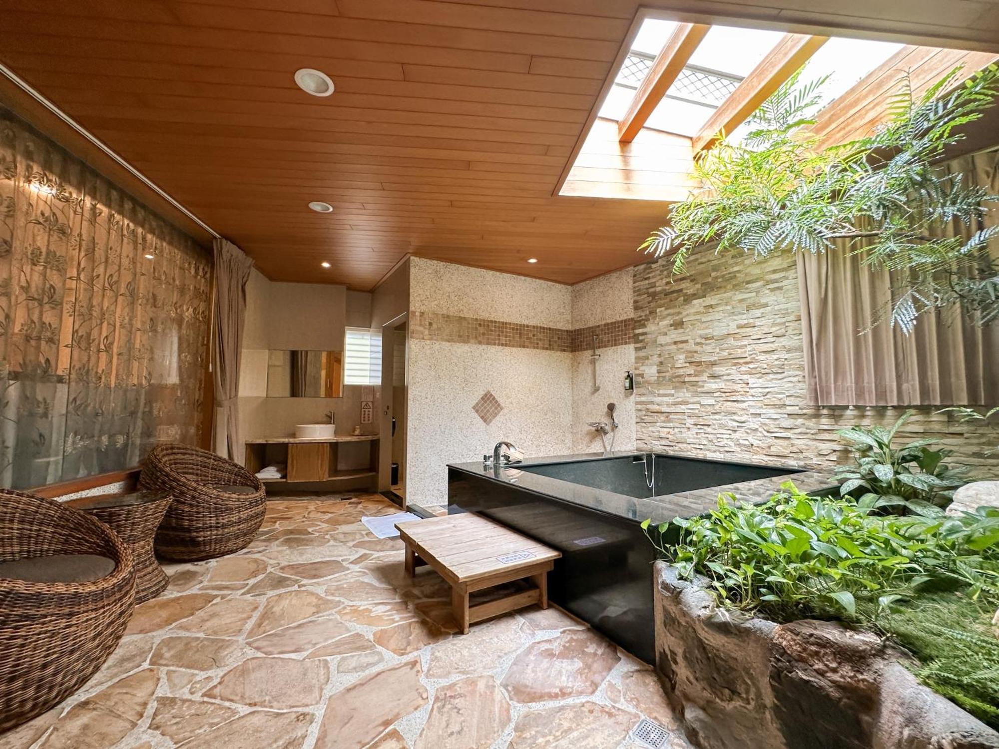 Bed and Breakfast Yage Hotspring House Jiaoxi Zewnętrze zdjęcie